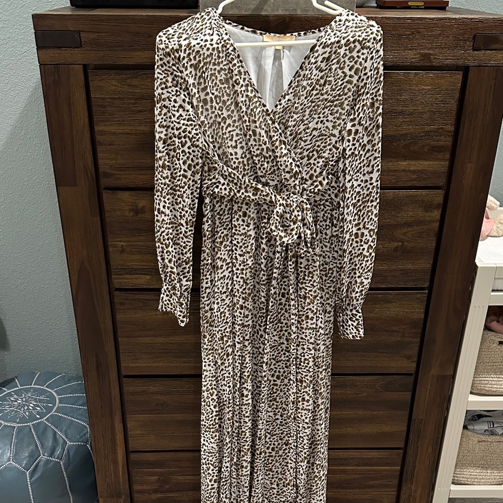 Chic Animal Print Long Dress